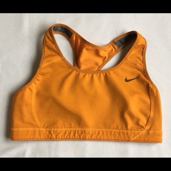 Nike Sports Bra. - Picture 7 of 8